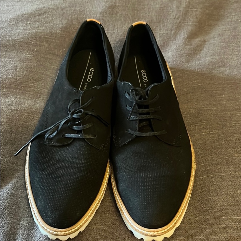 Ecco Black Shoes